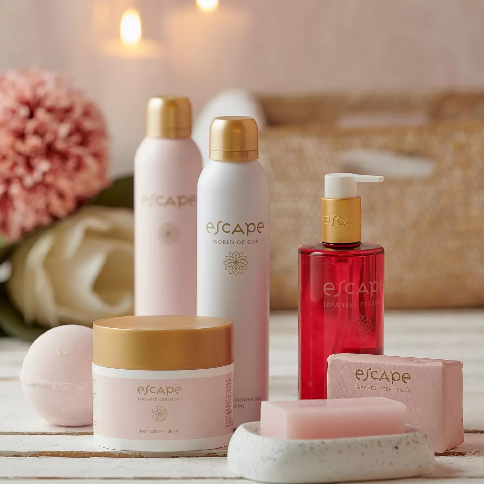 CASA Escape Japanese Ceremony Espuma De Ducha En Botella Rosa Rojo| Tratamiento Corporal