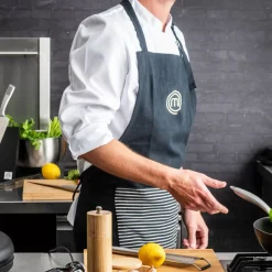 CASA Masterchef Delantal Negro| Delantales